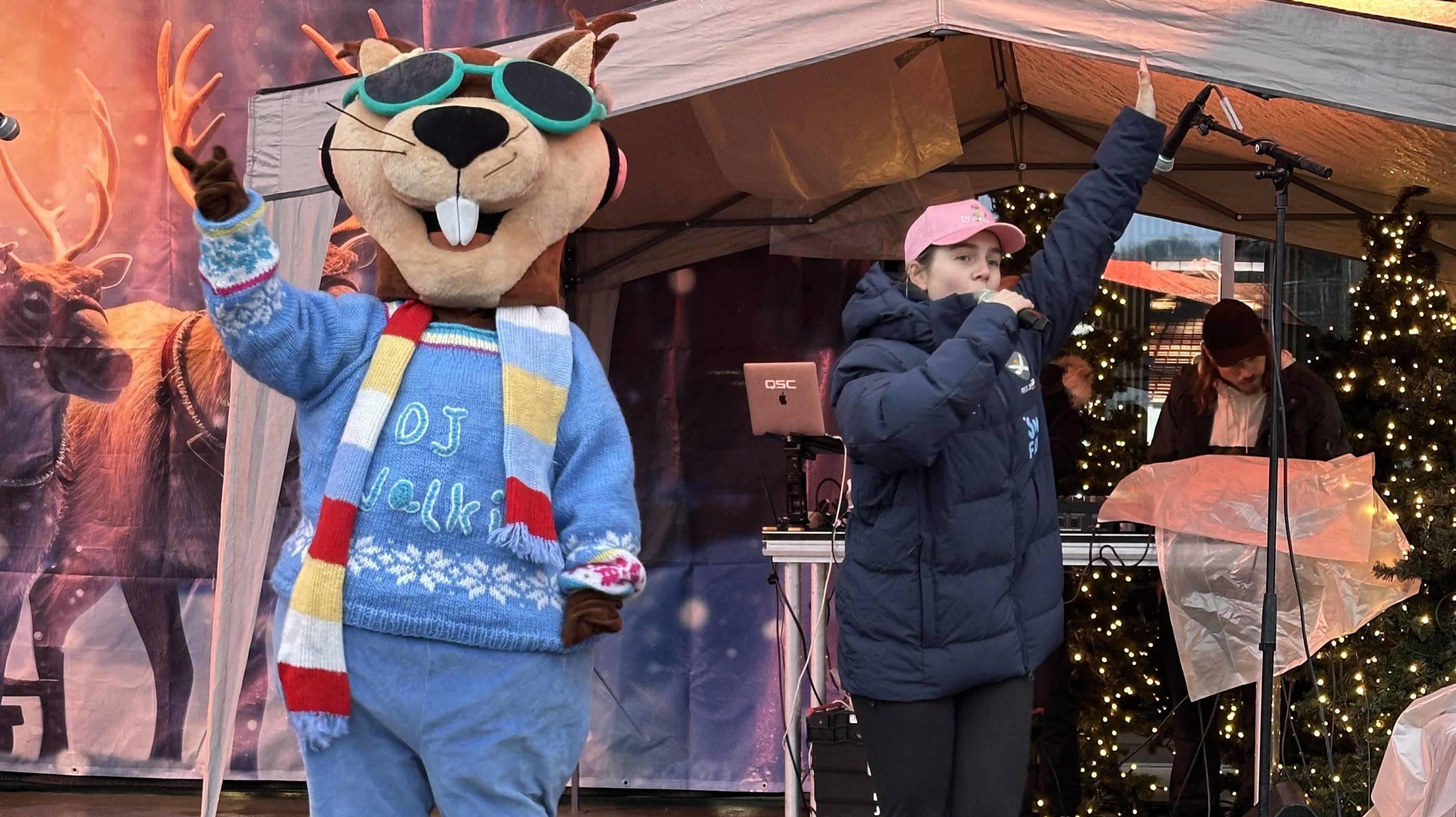 DJ Walkie slipper julelåt!